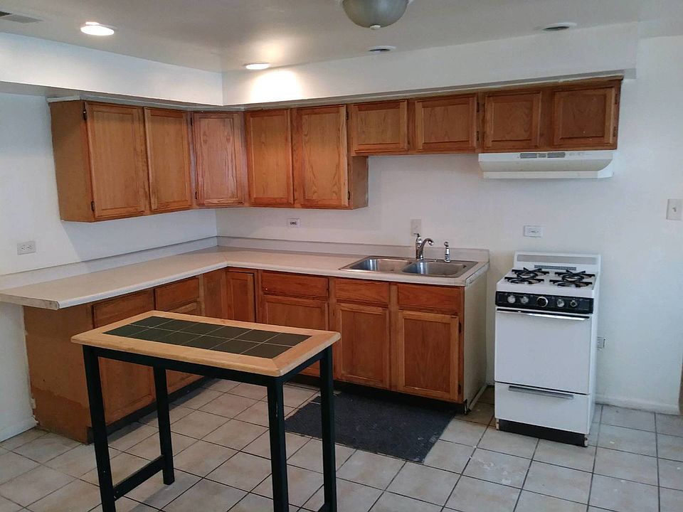 1st image of 13344 S Riverdale Ave