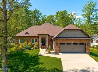 711 Saint George Dr, Fairfield Glade, TN 38558