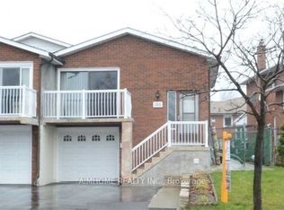 100 Hickorynut Dr, Toronto, ON M2J4W7