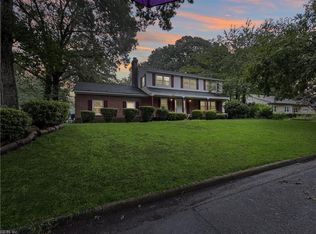 1300 Drexel Cir, Virginia Beach, VA 23464