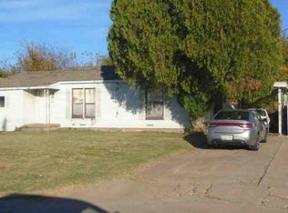 1135 Ridgeway Dr, Wichita Falls, TX 76306