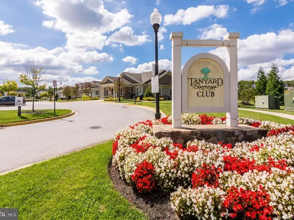 1028 Pultney Ln, Glen Burnie, MD 21060