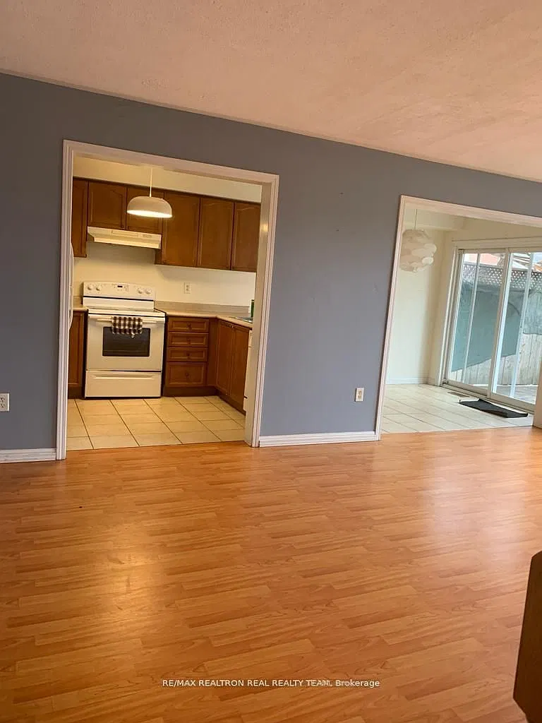 2 bed, $2,500 — Photo 3