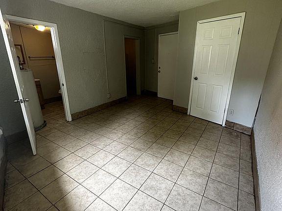 2nd image of 9982 S Broadway St #11039710