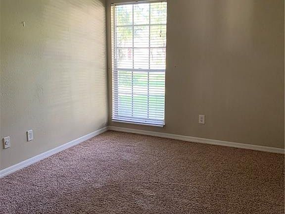 3rd image of 366 14th Ave