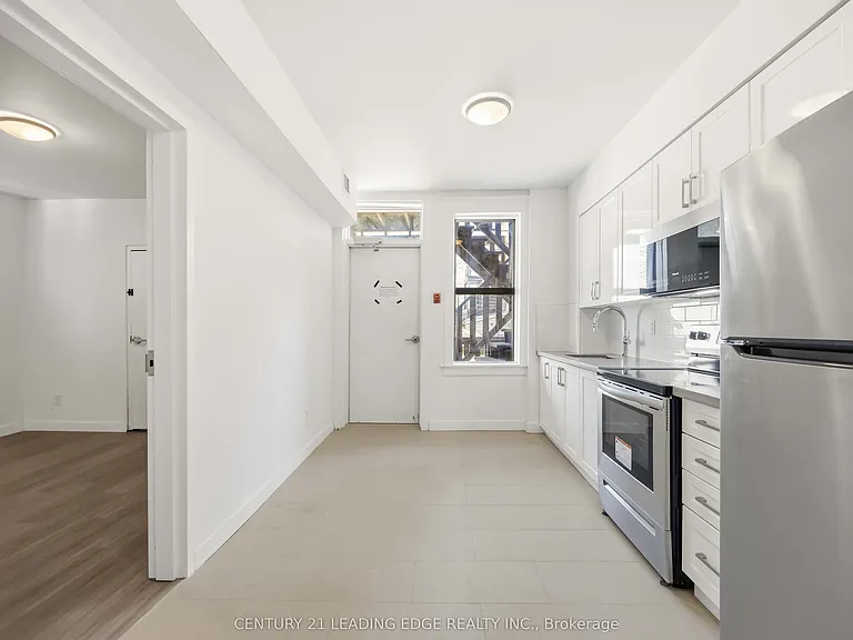 1A Leonard Ave #1 — Photo 9