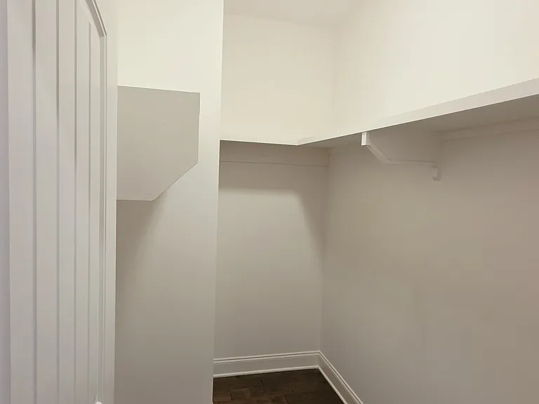 1623 Hampshire Pl — Photo 19
