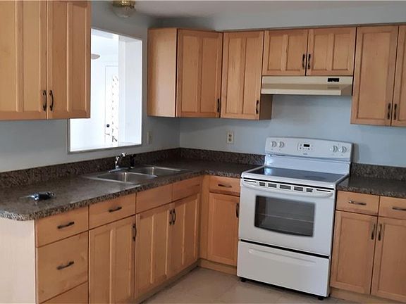 4th image of 4837 Guardian Ave