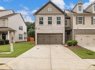 779 Arbor Crowne Dr, Lawrenceville, GA 30045