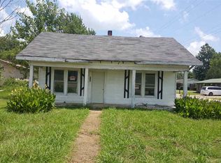 212 N Illinois St, Harrisburg, AR 72432