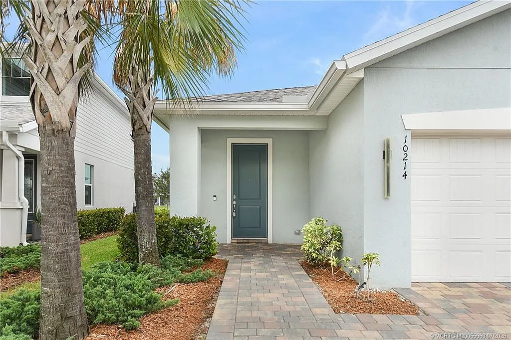 3 bed, 2.0 bath, 1554 sqft, $2,800 — Photo 3
