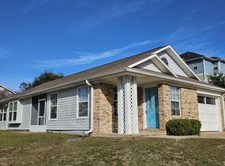 2040 Cambridge Cir, Pensacola, FL 32514