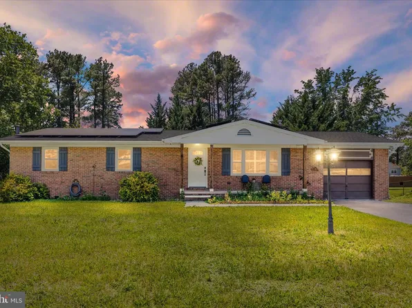224 Fredericktowne Dr, Stephens City, VA 22655