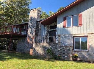 656 Cashiers Valley Rd, Brevard, NC 28712