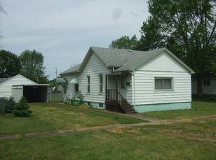 414 N Commerce St, Gilman, IL 60938