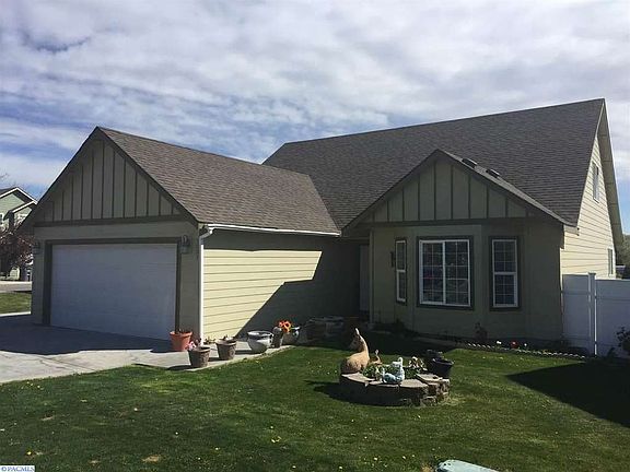 2nd image of 3001 S Quincy Pl