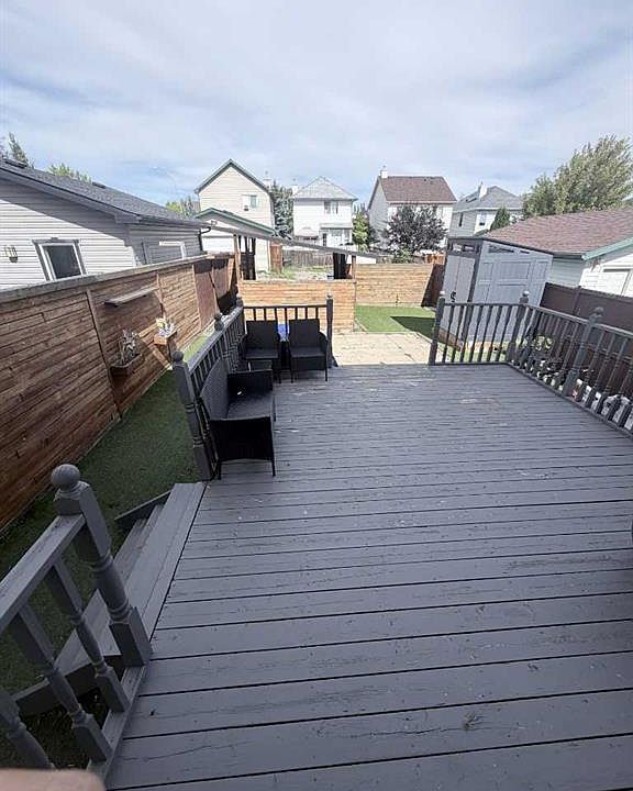 2nd image of 158 S Bridlewood Ave SW