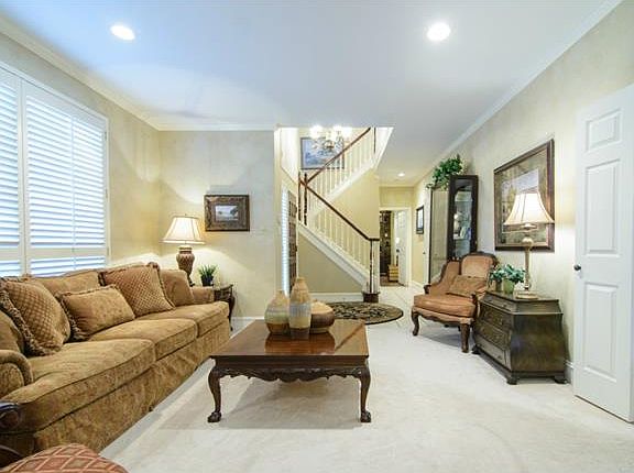 5th image of 1324 Auburn Pl