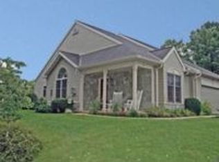 81 Deer Ford Dr, Lancaster, PA 17601