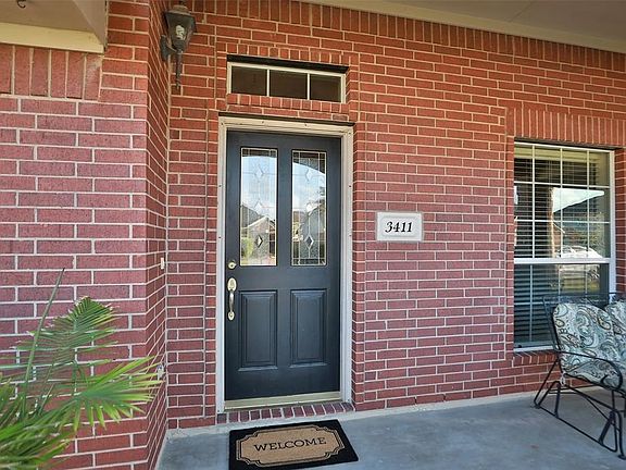 Welcoming front porch.