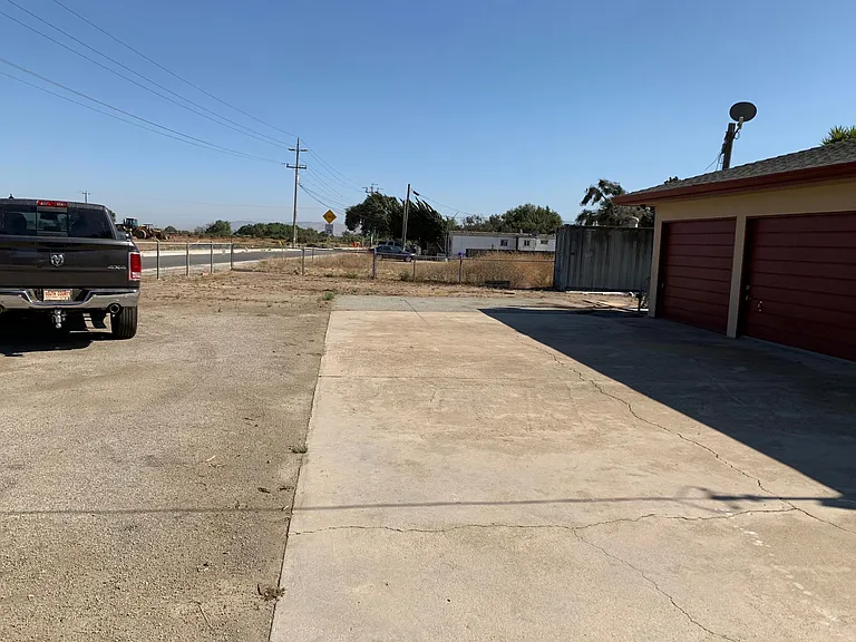 355 Nestles Rd — Photo 6