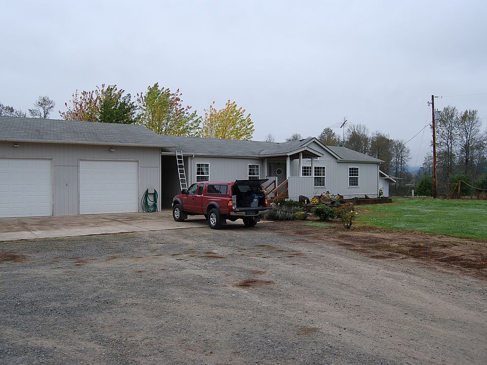 2nd image of 40694 McDowell Creek Dr