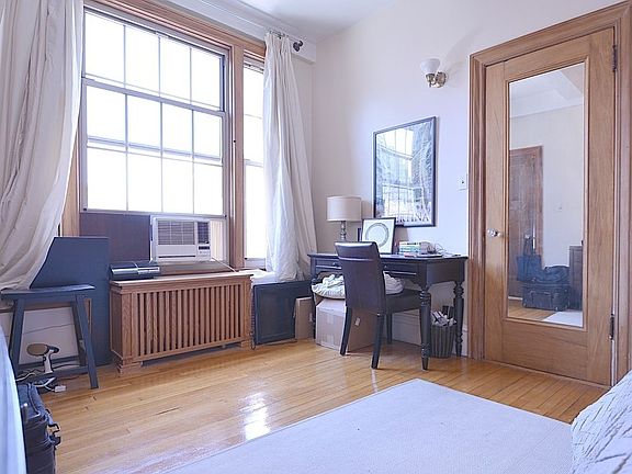 2nd image of 287 Amsterdam Ave #1107
