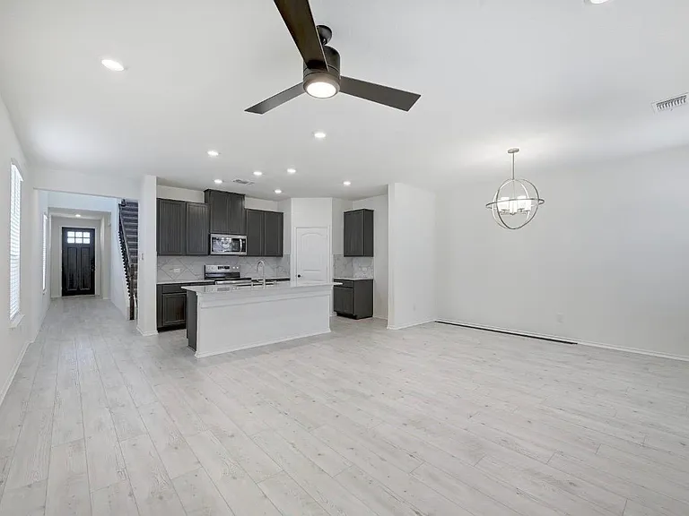 13213 Nancy Reagan St — Photo 6