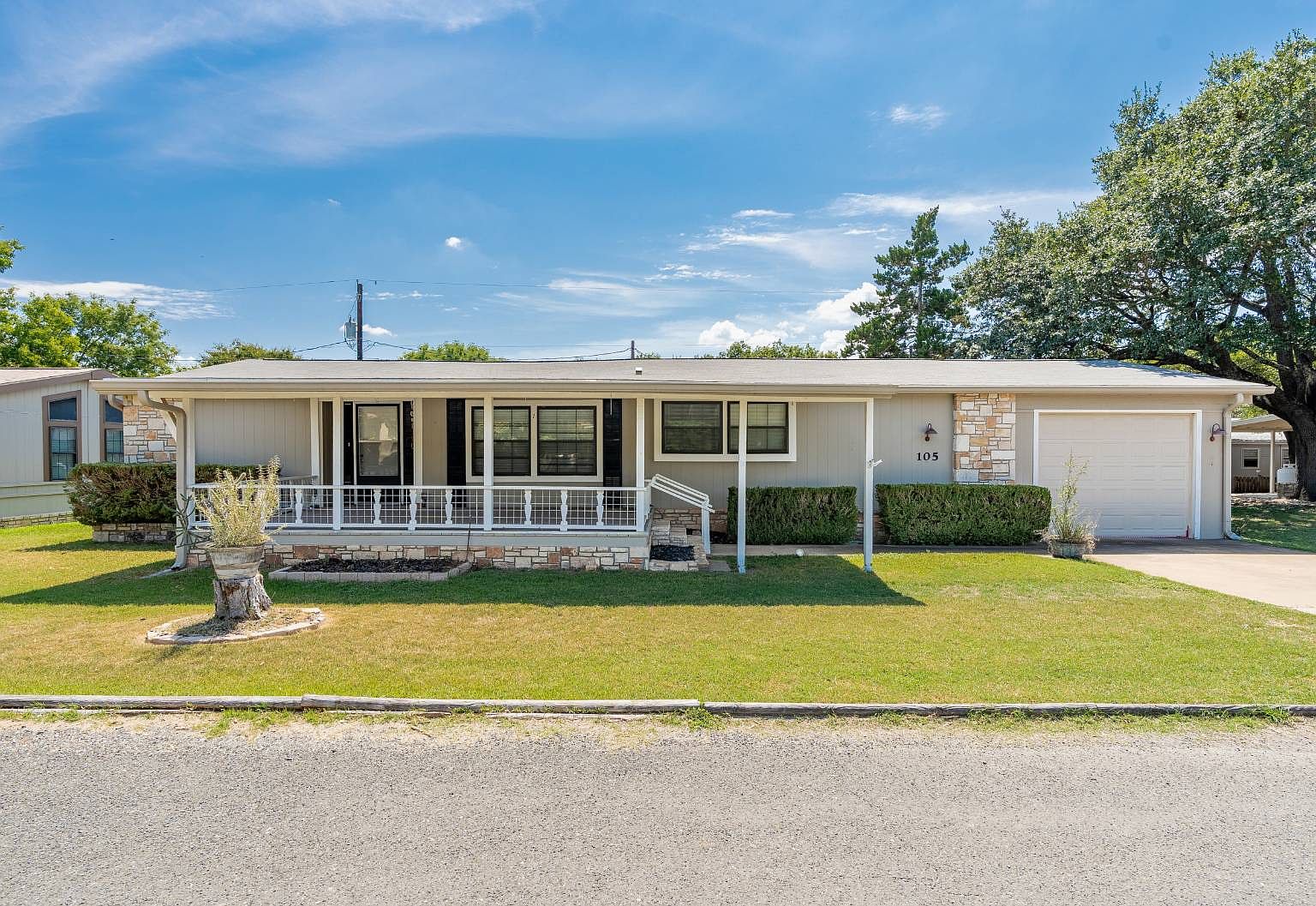 105 Birch Dr S, Kerrville, TX 78028 | MLS #11578726 | Zillow