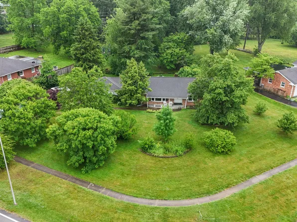1180 Lane Allen Rd, Lexington, KY 40504