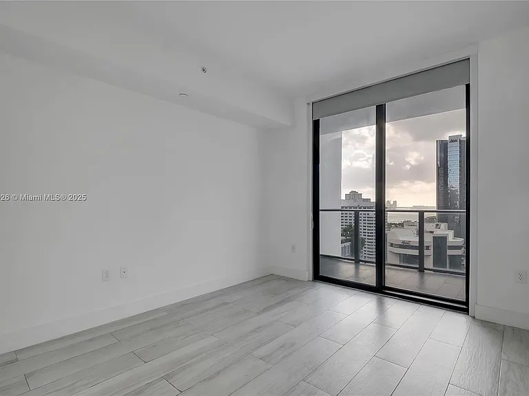 1010 Brickell Ave #1904 — Photo 18