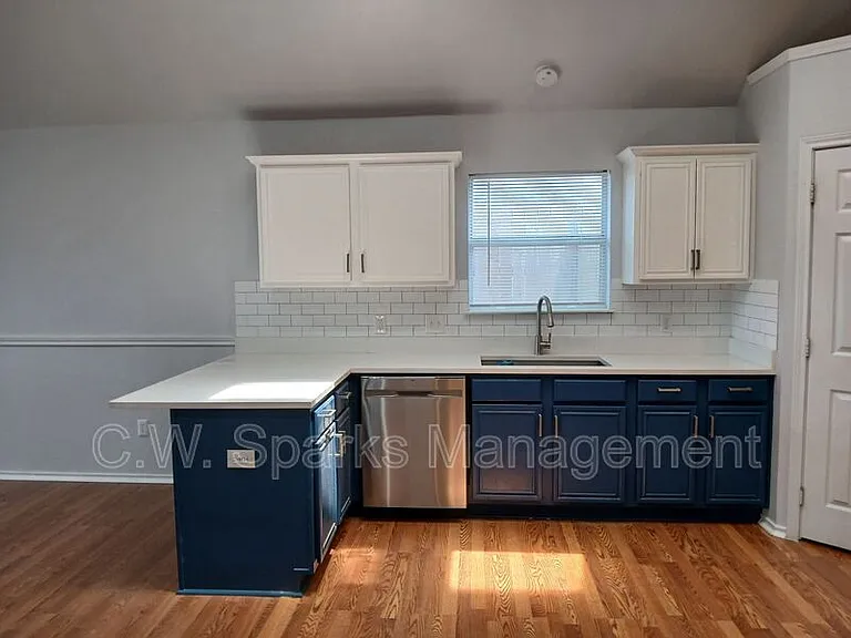 3610 Berrywood Cir — Photo 45