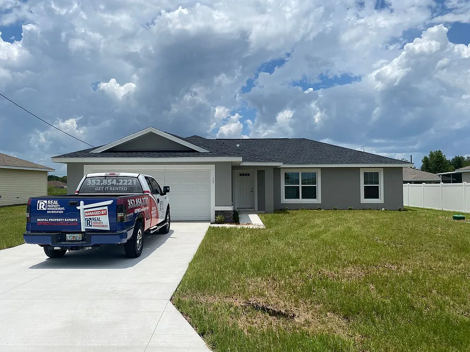 13 Poplar Ln