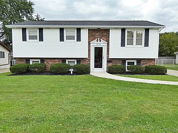 3431 Bethford Dr, Buffalo, NY 14219