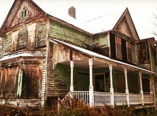 10 Aurora St, Richford, NY 13835