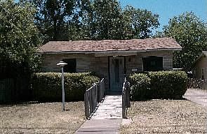 2nd image of 1178 Graham St