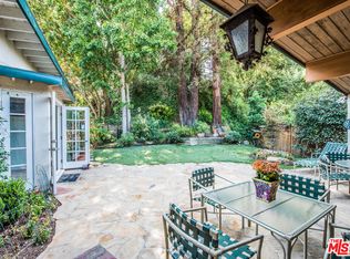 2534 Hutton Dr, Beverly Hills, CA 90210