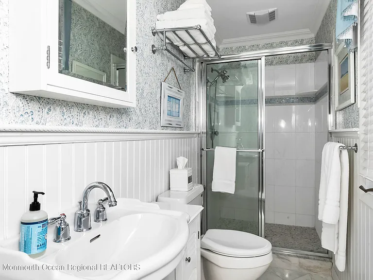 649 Main Ave — Photo 30