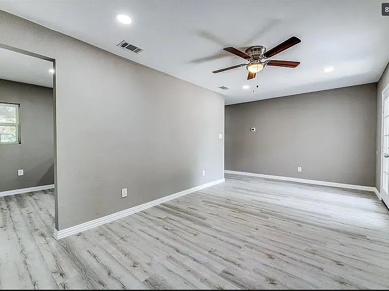 5821 Black Oak Ln — Photo 4