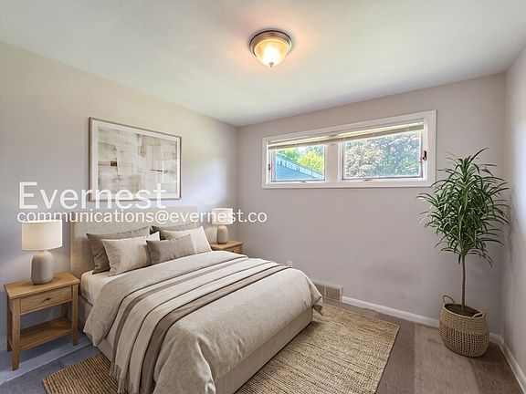 3rd image of 104 Maria Ln
