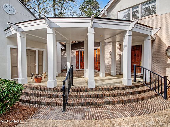 4th image of 104 Grey Brant Ct