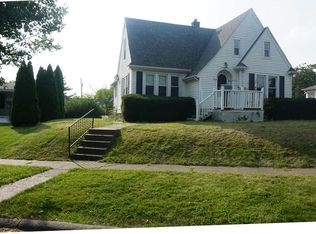 610 Fairview Ave, Muscatine, IA 52761