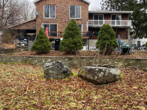22 N Wiggin Street, Greenville, ME 04441