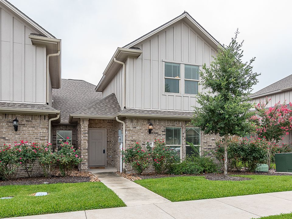 1st image of 3618 Kenyon Dr #C