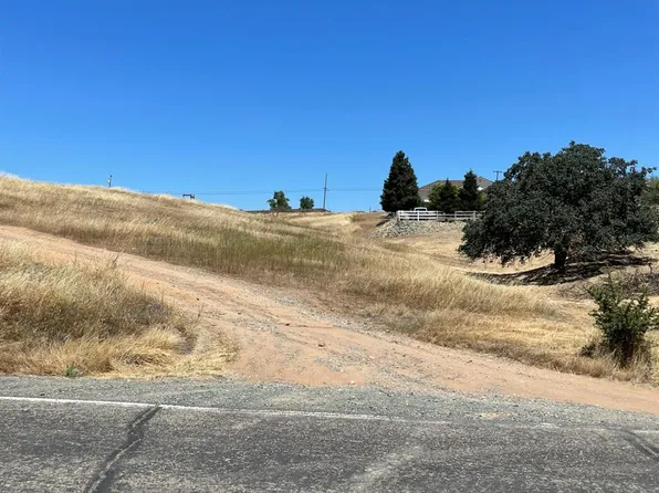 4300 Cheyenne Dr, Ione, CA 95640