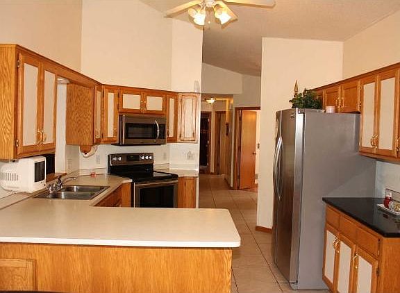 5th image of 657 Marys Cir