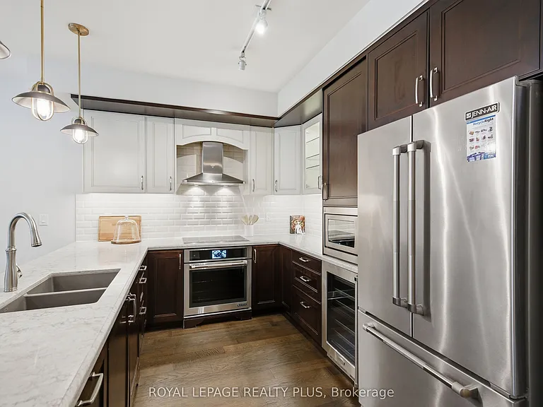 1575 Lakeshore Rd W #117 — Photo 14