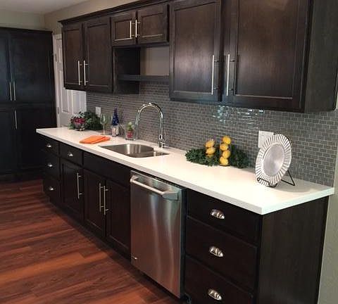 2nd image of 1027 E San Juan Ave