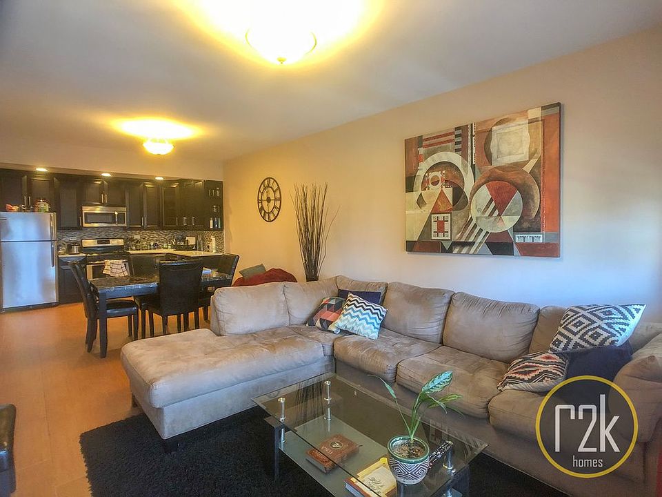 1st image of 2312 30th Dr APT 2D