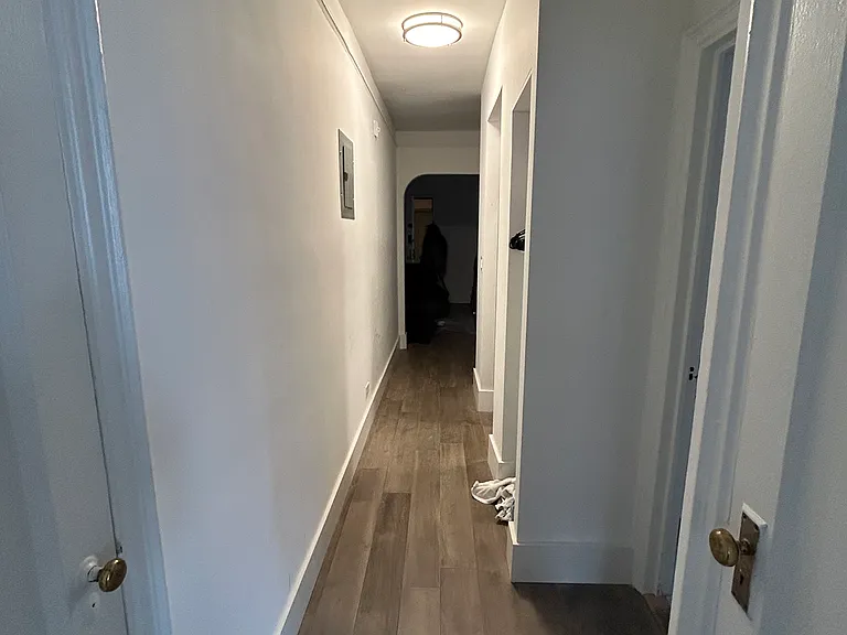 3000 Valentine Ave #3E — Photo 8